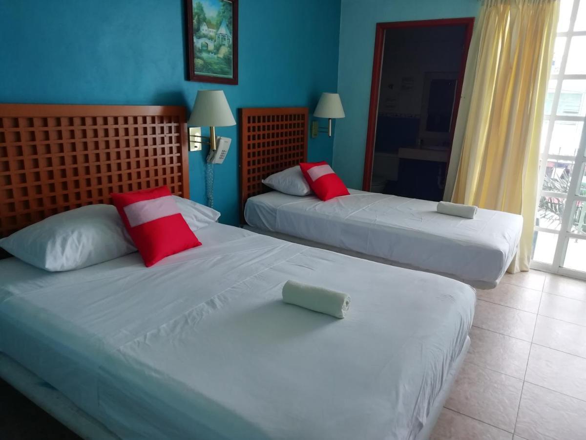 Hotel Gandhi Chetumal Zewnętrze zdjęcie